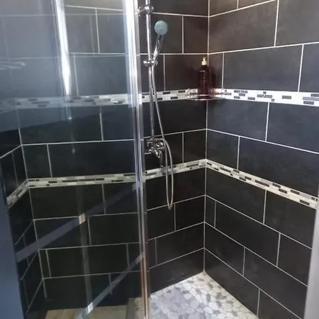 Aux Tournesols 3* 拉夫拉内